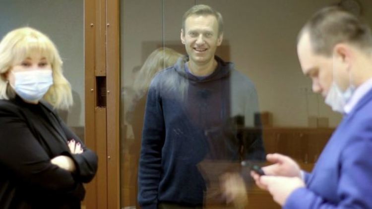 Съдът отложи делото срещу Навални за дата, в която има друго дело