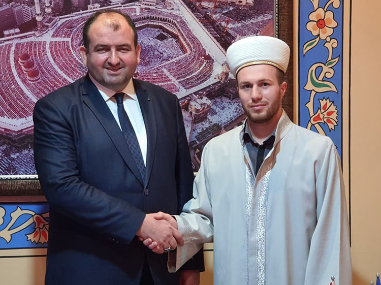Нов районен мюфтия в Хасково, Басри Еминефенди стана духовен водач в Кърджали