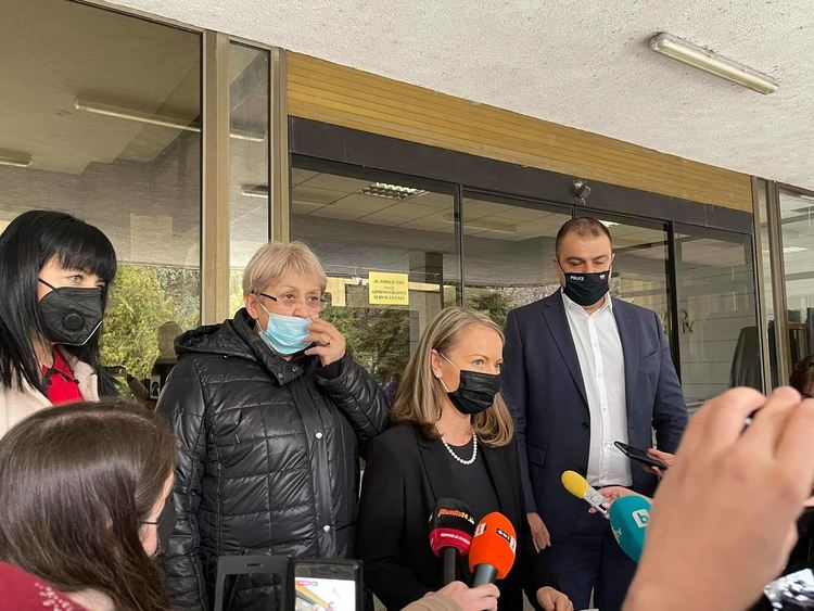 Всички ученици от V до XII  клас от Пловдивска област минават на онлайн обучение
