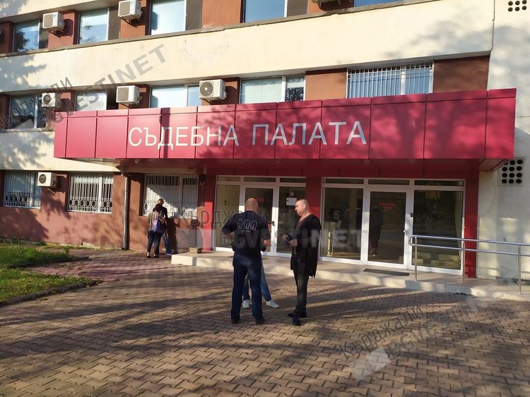 Ардинец осъди читалище за причинени психически травми и страх за живота
