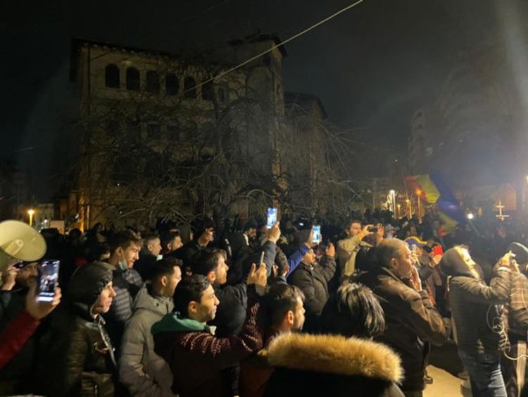 Глоби на стойност 100 000 леи на протестиращи срещу противоепидемичните мерки в Румъния снощи