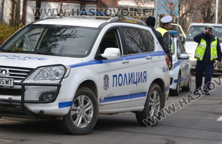 Спипаха пиян водач без книжка да шофира мотопед без табела