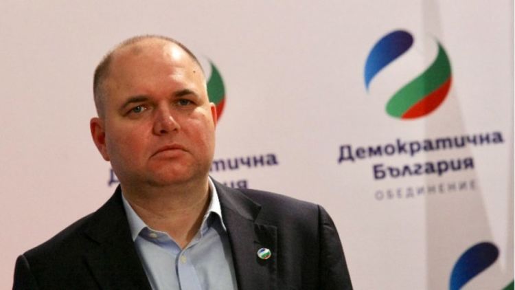 "Демократична България" е първа политическа сила в 24 МИР в столицата