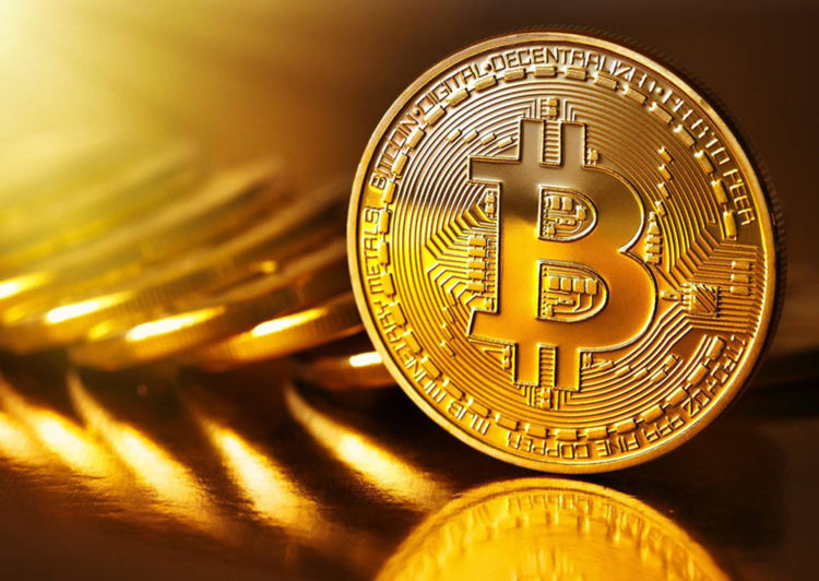 Биткоинът достигна рекордните 62 575 долара