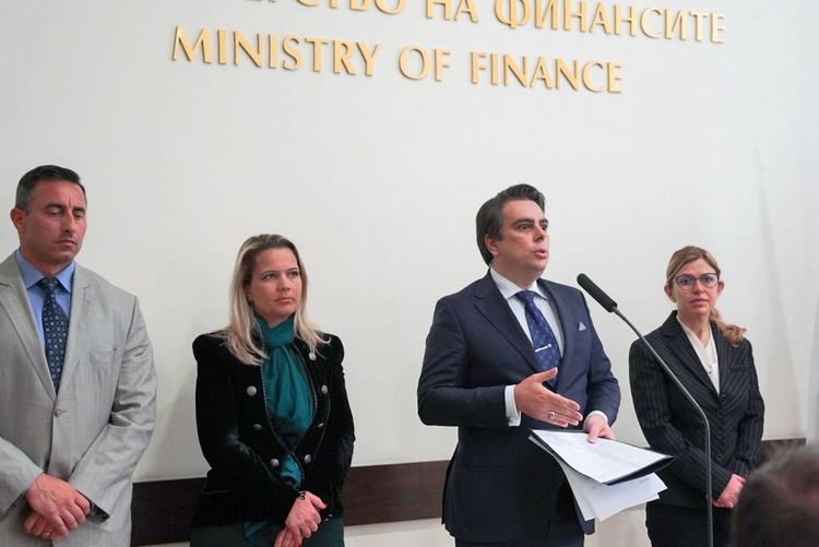 Моника Димитрова-Бийчър става управител за България в няколко международни финансови институции