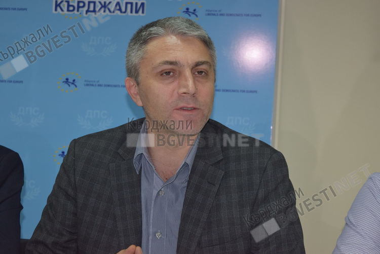 Мустафа Карадайъ отново води листата на ДПС в 9 МИР