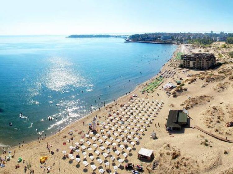 Мъж от Бисер почина на плажа в Бургас