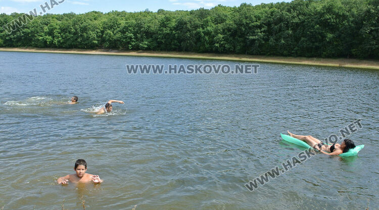 Трети ден рекордна жега в Хасково