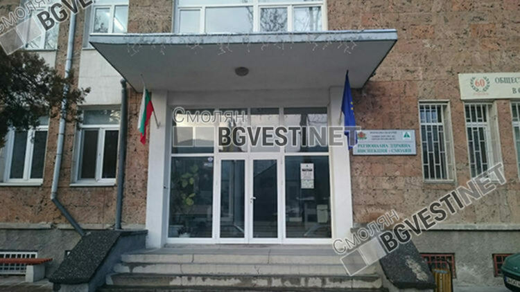 67 на сто от заразените с Ковид-19 вече са на възраст до 50 години, РЗИ призовава младите да се ваксинират    