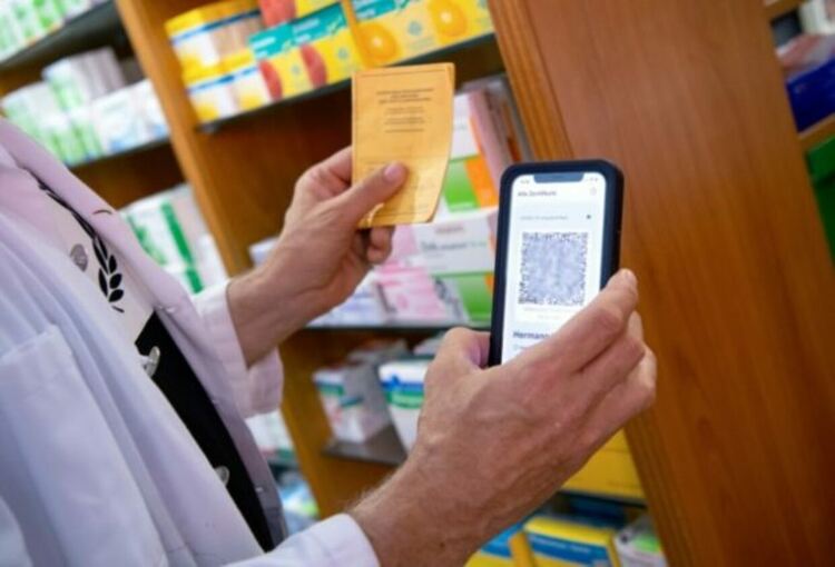 Германските компании не могат да питат служителите си дали са ваксинирани, каза министърът на труда