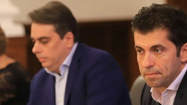 Петков оглавява листата на "Продължаваме промяната" в Пловдив, Василев - в Хасково