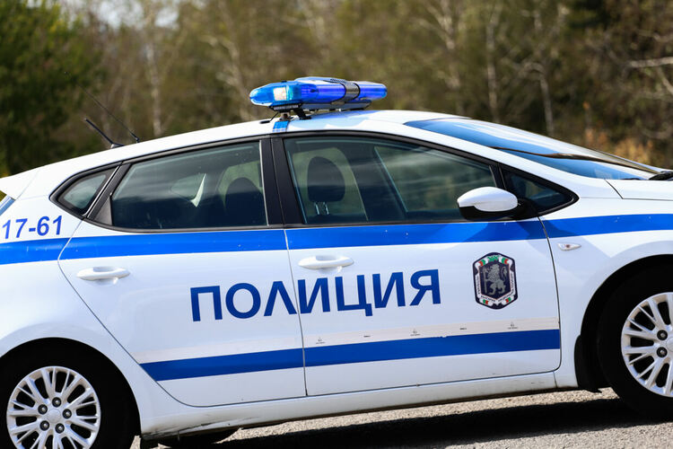 Мобилни екипи от служители на ОДМВР-Смолян посещават малките населени места