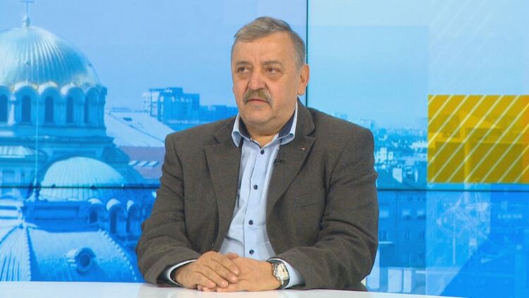 Проф. Кантарджиев: Вървиме нагоре, ще смаеме света