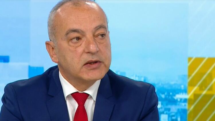 Гълъб Донев: Зеленият сертификат не нарушава трудовите права