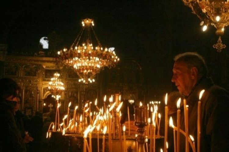 Архангелова задушница е!