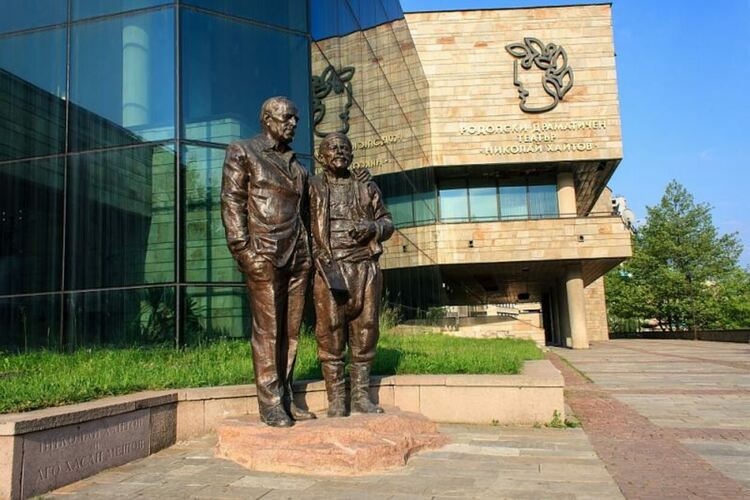 Родопският драматичен театър в Смолян подготвя нов сайт