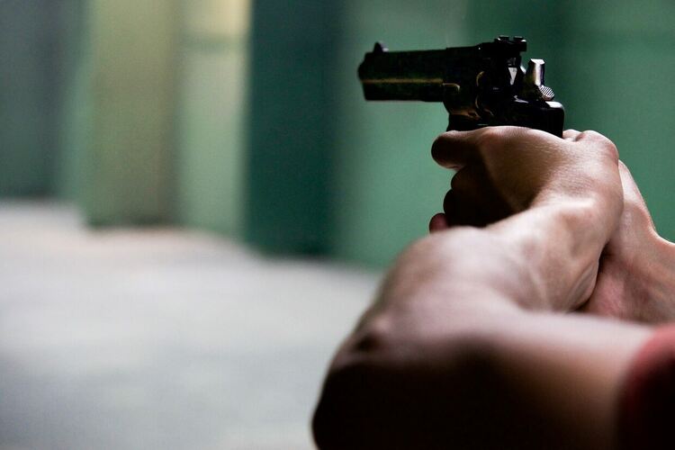 Мъж се самопростреля в димитровградско