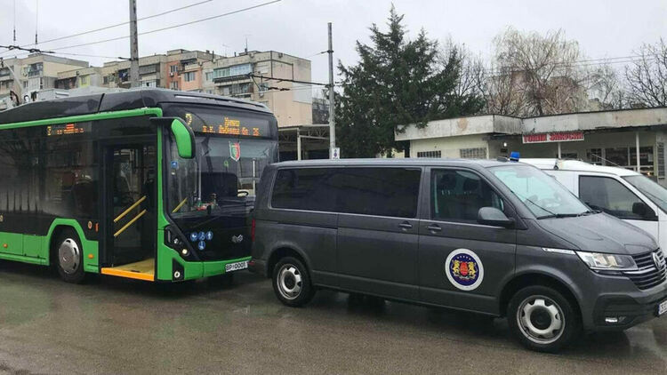 Антикорупционната комисия влезе в общината във Враца