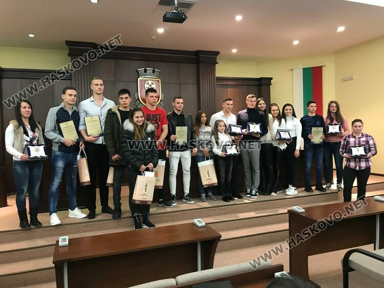Спортните клубове номинират  „Спортист на 2021 година“ на  Хасково