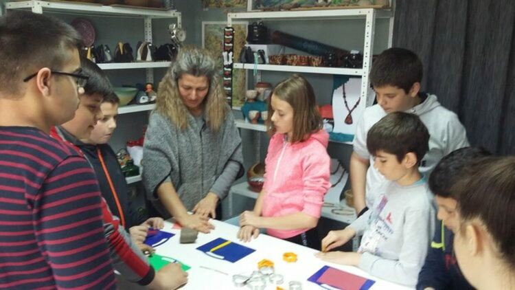 Изкуство и пчеларство - влиза в Третата книга "STEM* ученически проекти"