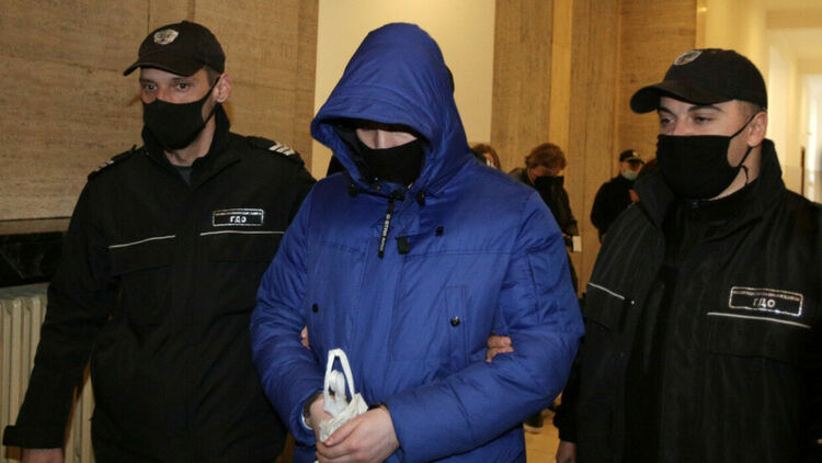 Кристиан Николов разказа пред съда как е оказал медицинска помощ на Милен Цветков след катастрофата
