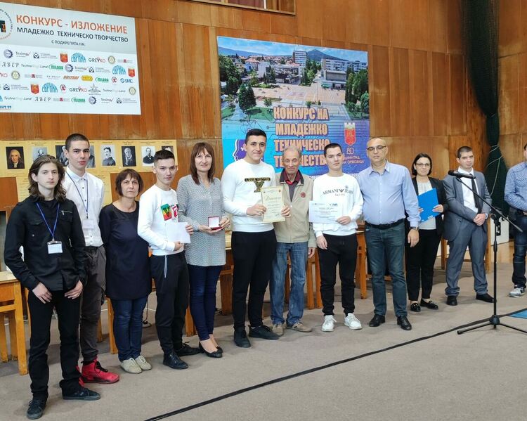 Електрониката с награди от национални технически състезания