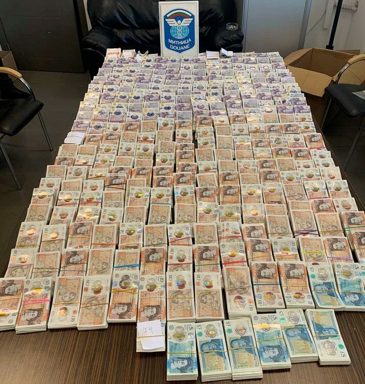Валута за над 1,1 млн.лв. засечена на границата ни с Турция при нелегално прехвърляне