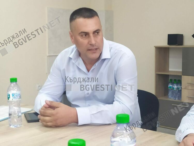 Областният управител Даниел Делчев с поздравителен адрес за Деня на Кърджали
