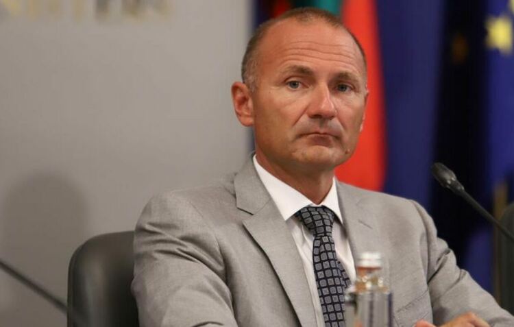 Росен Христов в Баку отписа въглищата, важни били газът и ядрена енергетика