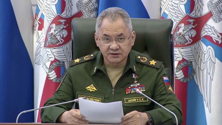 Русия увеличава силите на запад заради НАТО, Полша искала част от Украйна