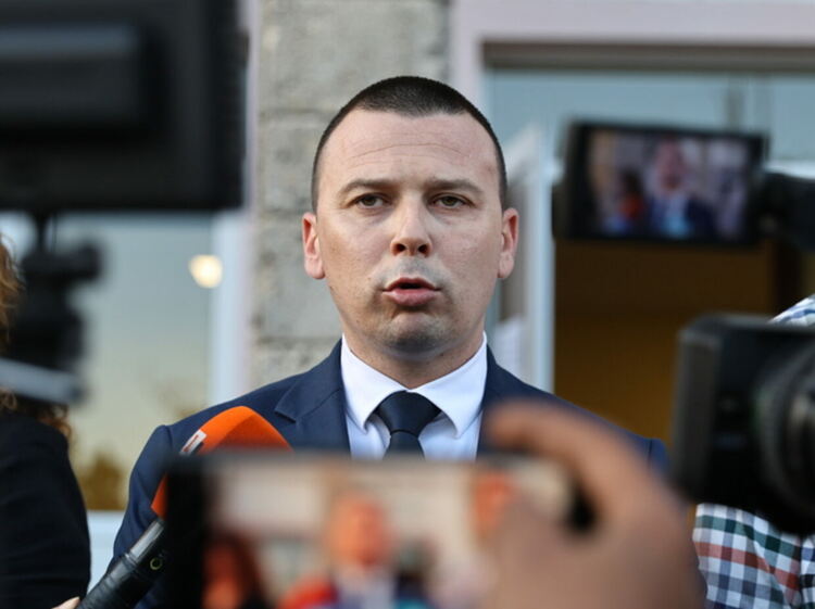 Жители на Цалапица се срещнаха с ръководството на пловдивската полиция