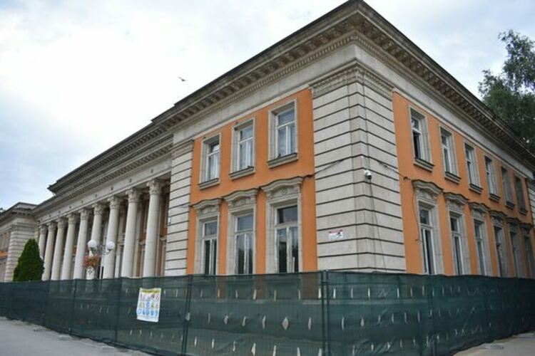 Официално стартираха дейностите по обновяването на сградата на Двореца на културата