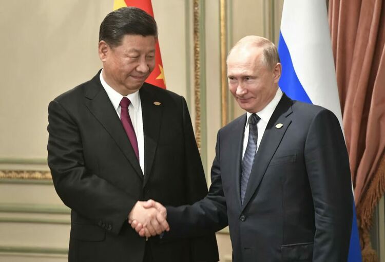 Телеграф: Китай е доставял на Русия хеликоптери, дронове и материали за оръжия