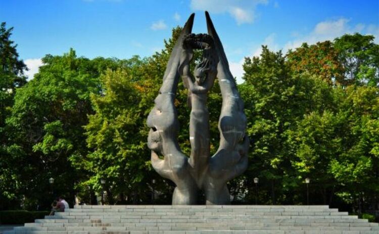 Денят на Съединението: Честванията са в Пловдив, молебен за спасение в Бургас
