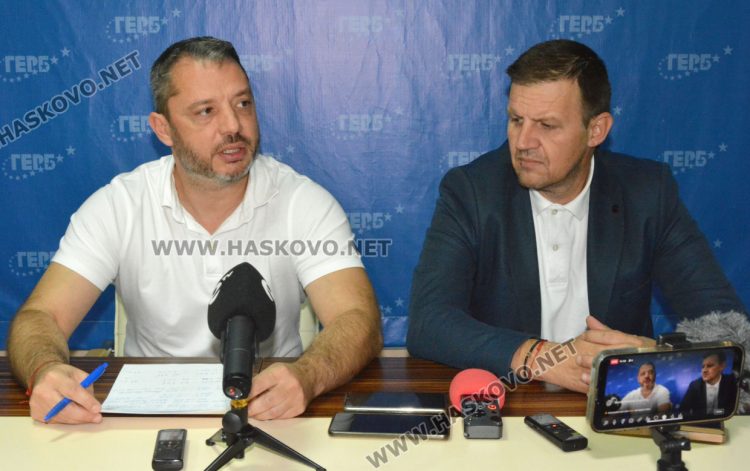 Делян Добрев със сигнал до Главния прокурор за насаждане на етническа омраза в  предизборната кампания в Хасково