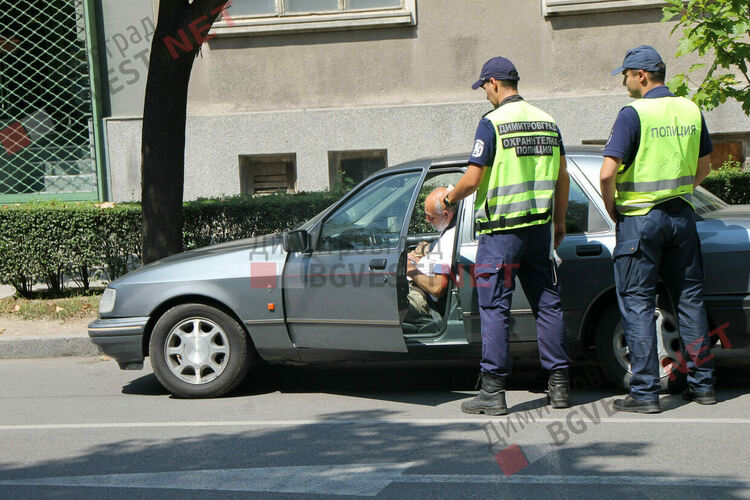 Младеж и старец са пренощували в РУ Димитровград