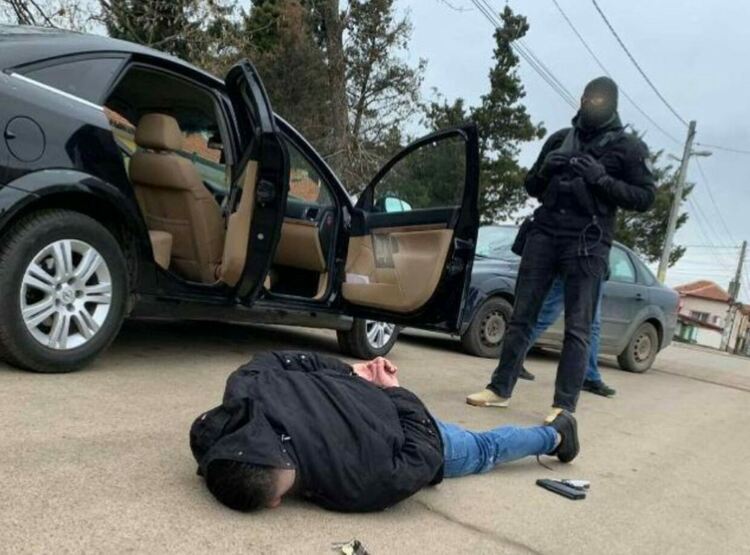 ЧЕНГЕТАТА В АКЦИЯ: Хванаха дилъри с чували дрога!