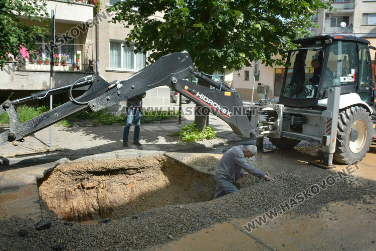 Части от Хасково без вода заради изграждане на връзки към водопровод и авария