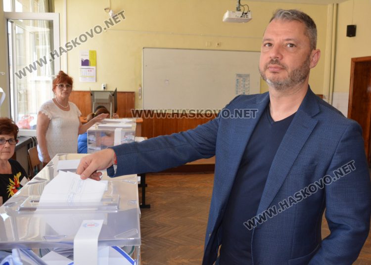 Делян Добрев: Гласувах за това да се развива държавата и в частност област Хасково