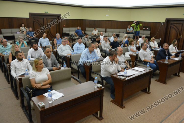 Дадоха предварително съгласие за нова частна поликлиника зад ДНА в Хасково след дебати