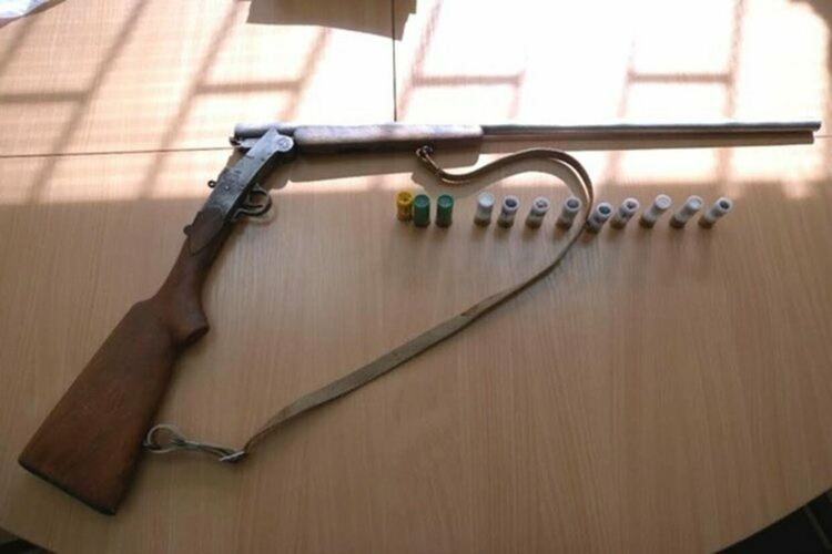 Откриха незаконно съхранявани патрони