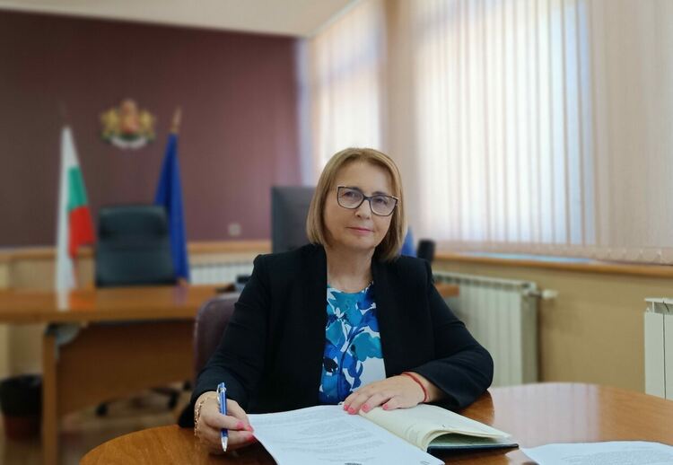 Областният управител иска затягане на контрола над сметищата