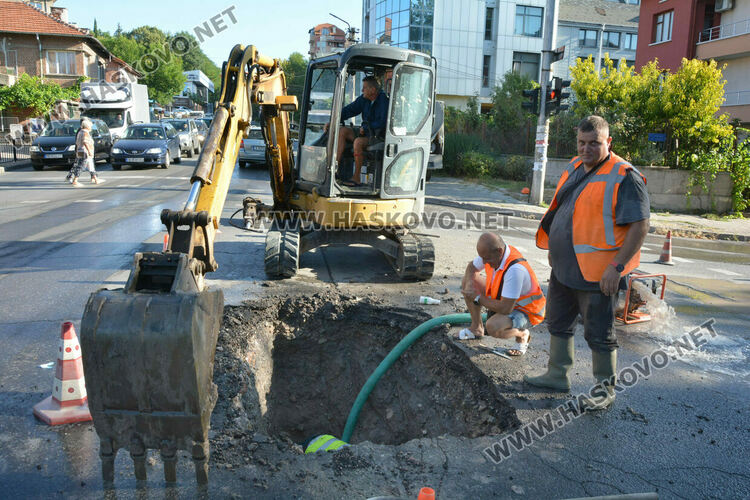 Повреди оставиха голяма част от кварталите „Македонски“ и „Овчарски“ без вода