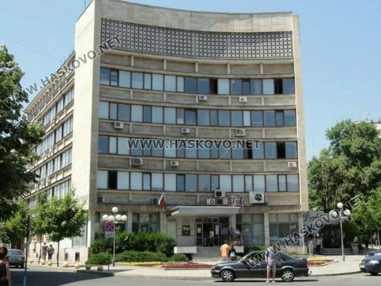 С писма и обаждане по телефона НАП напомня на граждани да декларират доходите си 