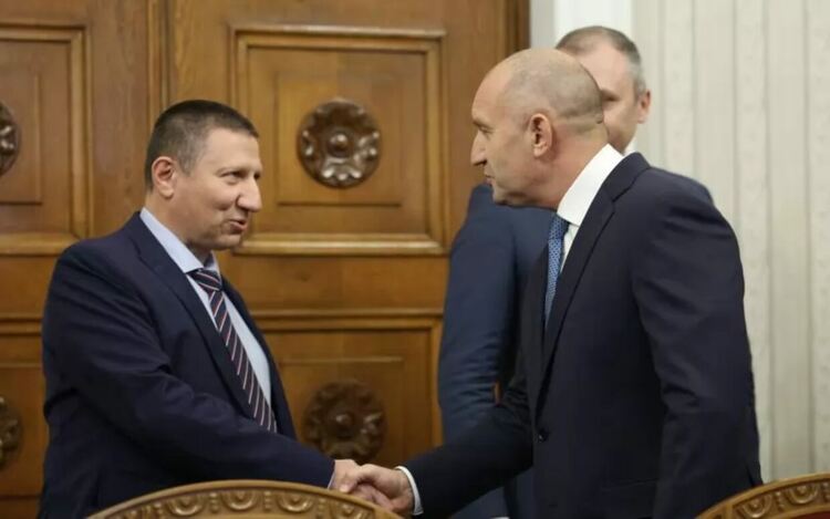 Правната комисия прие промените срещу избора на Сарафов