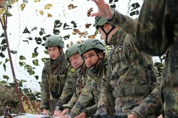Служебният кабинет предлага НС да одобри купуването на американски противотанкови ракети