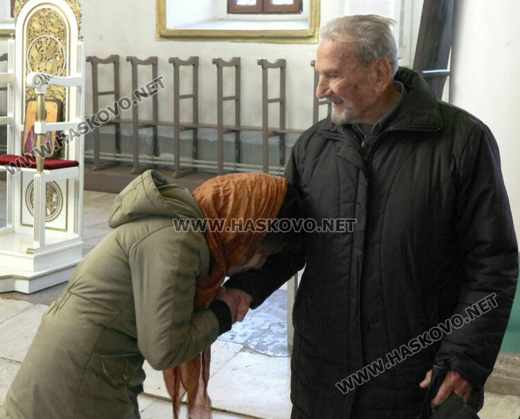 Отслужиха празнична литургия за Антоновден 