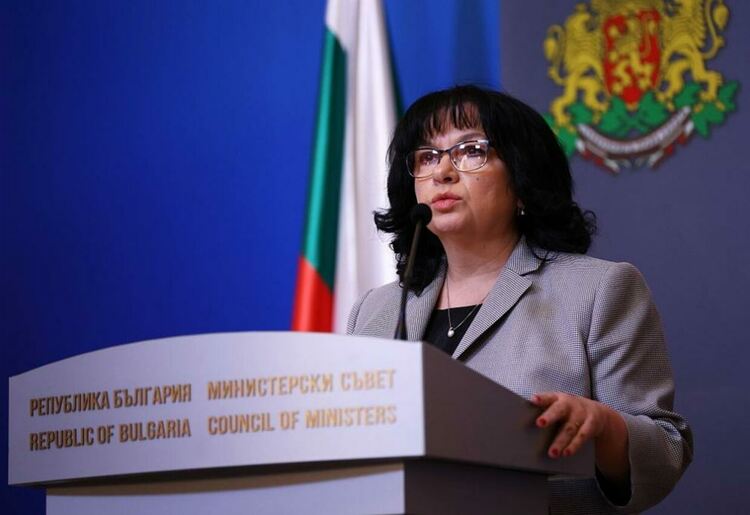 Министър Петкова: Ще поискаме конвергентен доклад, но трябва да отговаряме на критериите