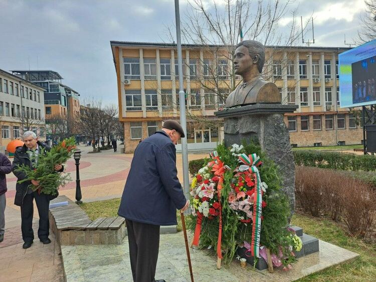 Смолян почита Васил Левски – 152 години безсмъртие