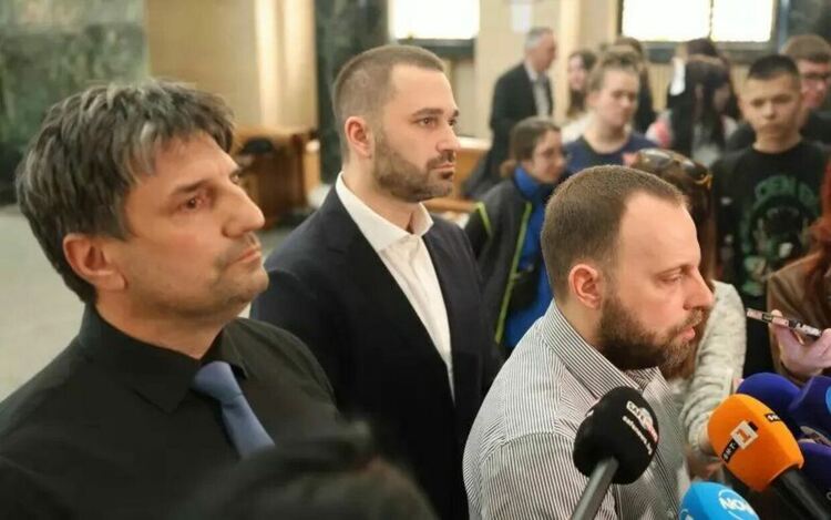 По пътя на кокаина: Двама от 'Наглите' са арестувани, трети се издирва